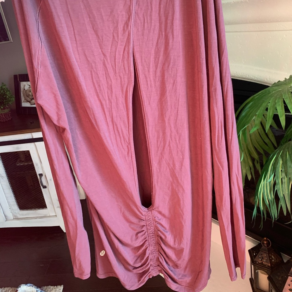 Lululemon Long sleeved open back top